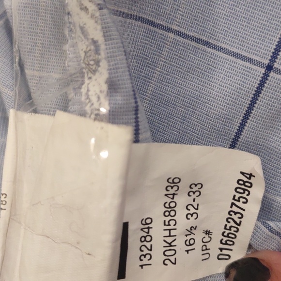 SLIGHTLY USED VAN HEUSEN FLEX 16 1/2 32/33 LONG SLEEVE BUTTON UP REGULAR FIT - Picture 9 of 10